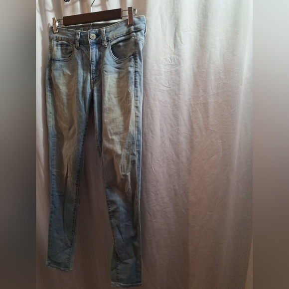 American Eagle light wash jeggings super stretch size 6 - Picture 3 of 5